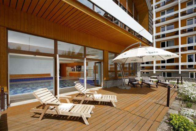 orea-resort-sklar-harrachov-terasa.jpg