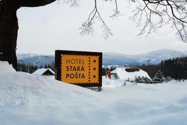 hotel-stara-posta-bela-pod-pradedem-značka.jpg