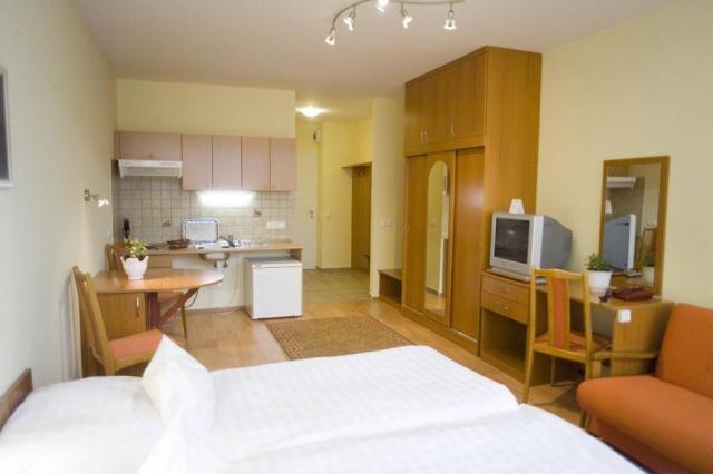 hotel-apartman-buk-bk03-pokoj5.jpg