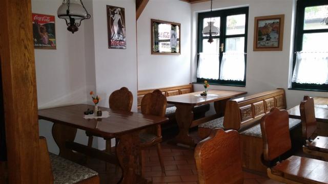 penzion-bacchus-madarsko-eger-restaurace (2).jpg