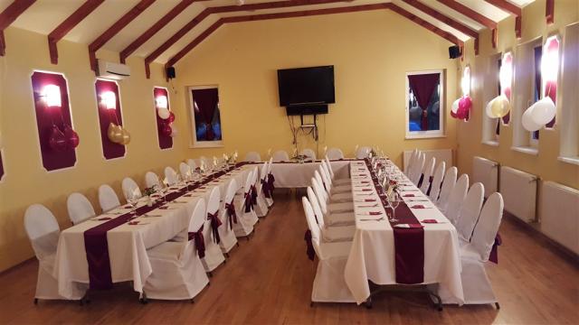 penzion-bacchus-madarsko-eger-konferencni-mistnost (2).jpg