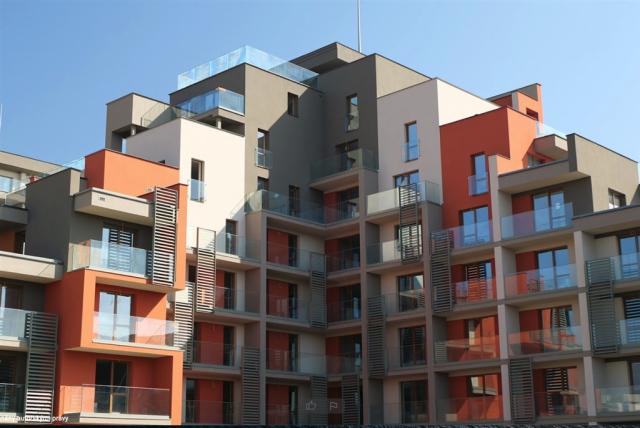 -slovensko-besenova-hotel-akvamarin-exteriér.jpg