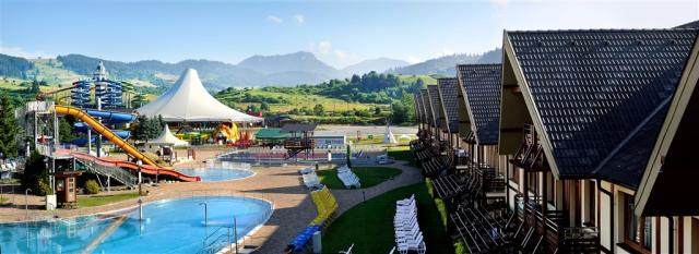 hotel-besenova-slovensko-besenova-venkovni-bazeny.jpg