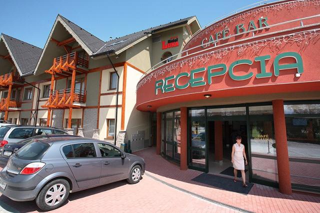 areal-gino-paradise-besenova-centralni-recepcejpg