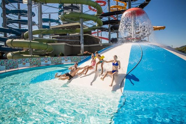 hotel-besenova-slovensko-besenova-vodni-park-besenova.jpg