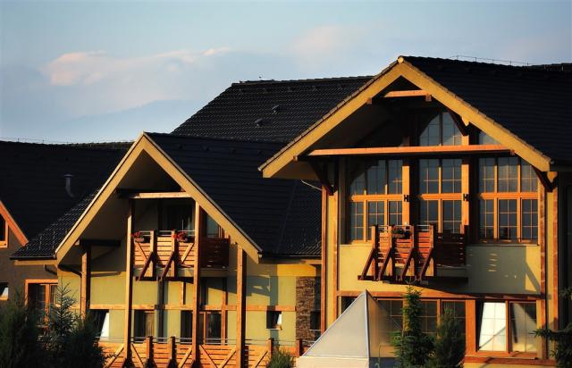 hotel-besenova-slovensko-besenova-pohled-na-hotel-besenova.jpg