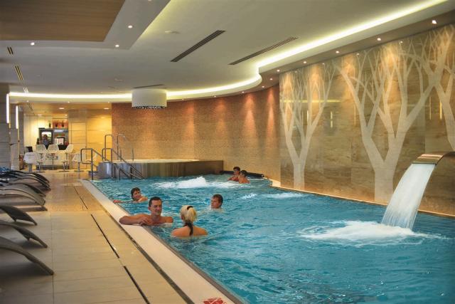 hotel-antonie-cesko-frydlant-bazén.jpg