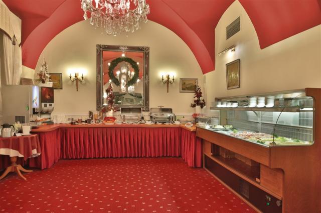 Spa-Hotel-Belvedere-Marianske-Lazne-Cesko-restaurace.jpg