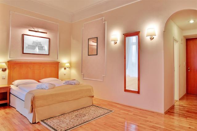 Spa-Hotel-Belvedere-Marianske-Lazne-Cesko-pokoj-dvouluzkovy-sup