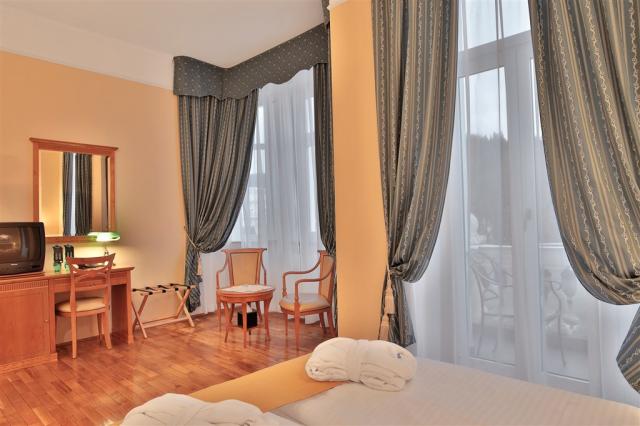 Spa-Hotel-Belvedere-Marianske-Lazne-Cesko-pokoj-dvouluzkovy-sup
