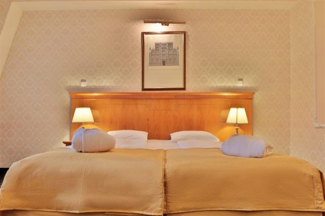 Spa-Hotel-Belvedere-Marianske-Lazne-Cesko-pokoj-dvouluzkovy (5)