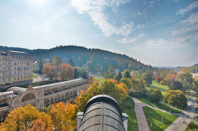 Spa-Hotel-Belvedere-Marianske-Lazne-Cesko-exterier (4).jpg