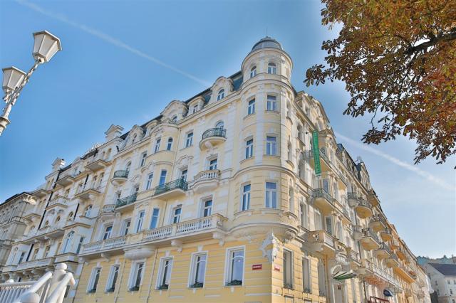 Spa-Hotel-Belvedere-Marianske-Lazne-Cesko-exterier (5).jpg