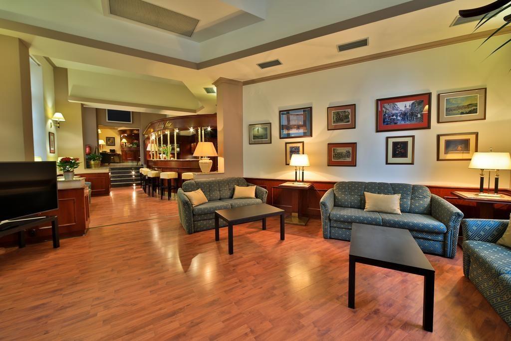 hotel-carlton-praha-cesko-praha-salonek-2.jpg