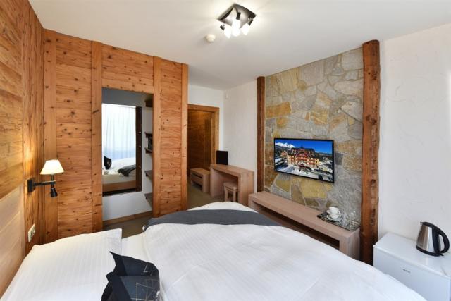 hotel-kukucka-slovensko-tatranska-lomnica-pokoj-lux1.jpg