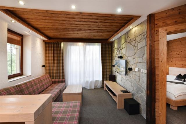 hotel-kukucka-slovensko-tatranska-lomnica-apartman-rezidence1.j
