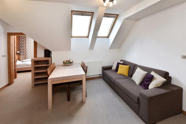 hotel-kukucka-slovensko-tatranska-lomnica-ctyrluzkovy-apartmán 