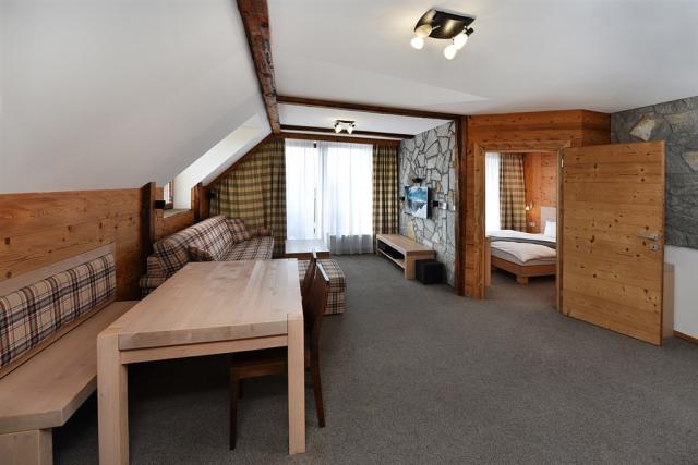 hotel-kukucka-slovensko-tatranska-lomnica-ctyrluzkovy-apartmán-