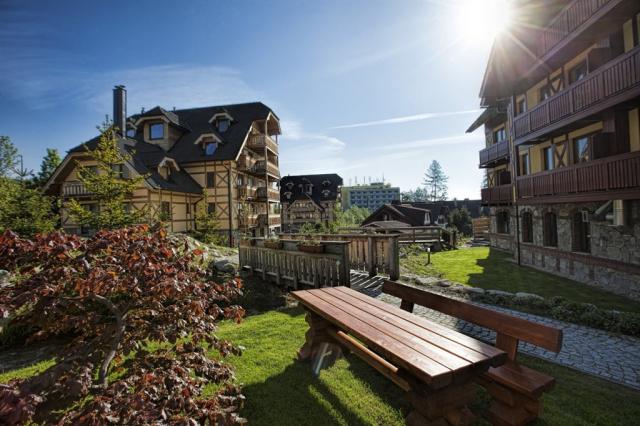 hotel-kukucka-slovensko-tatranska-lomnica-pohled-na-hotel (4).j