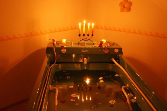 wellness-hotel-bohemia-frantiskovy-lazne-koupel.jpg