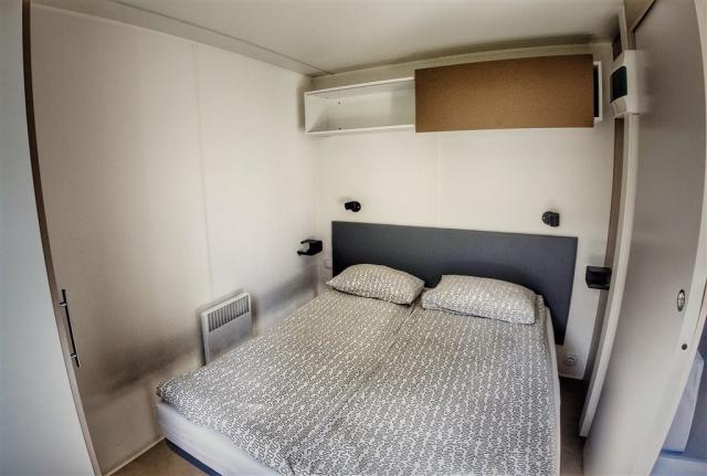 camping-sokol-ceska-republika-praha-pohled-na-auto-mobilni-dum-