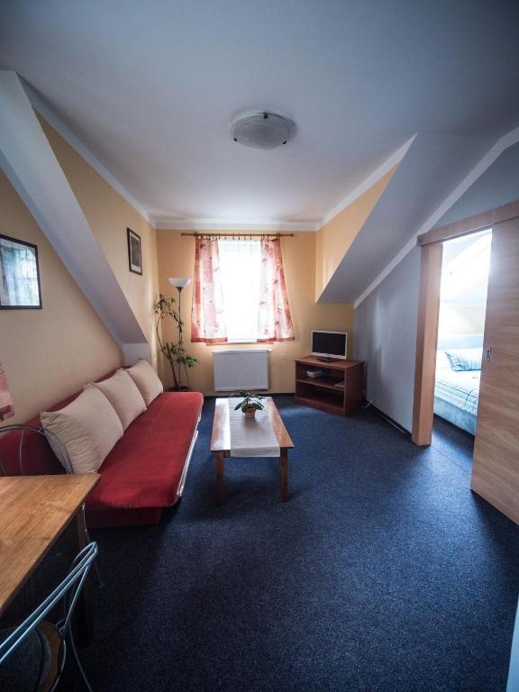 hotel-holzbecher-ceska-republika-ceska-skalice-suite1.jpg