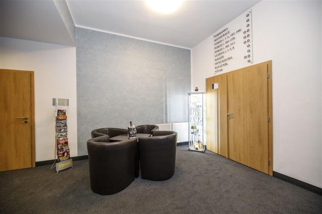 hotel-jesenice-ceska-republika-jesenice-recepce (2).jpg