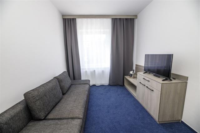 hotel-jesenice-ceska-republika-jesenice-suite (3).jpg