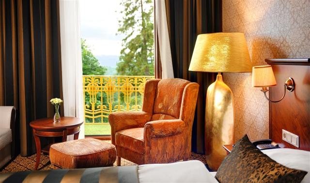 grandhotel-praha-slovensko-tatranska-lomnica-vyhled-pokoj-stand