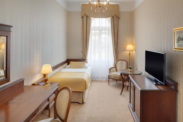 hotel-nove-lazne-ceska-republika-marianske-lazne-pokoj-superior