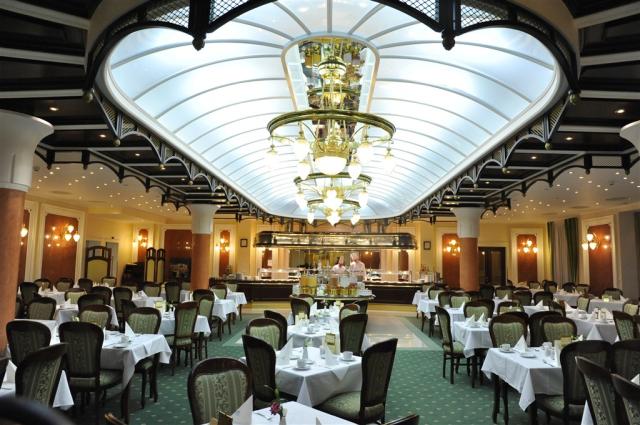hotel-nove-lazne-ceska-republika-marianske-lazne-restaurace (2)