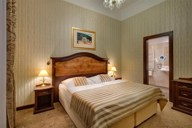 hotel-nove-lazne-ceska-republika-marianske-lazne-pokoj-junior-s