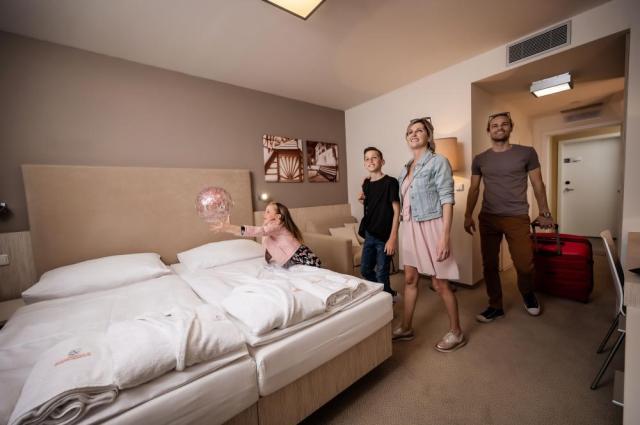 wellness_hotel_pohoda_luhacovice_pokoj2.jpg