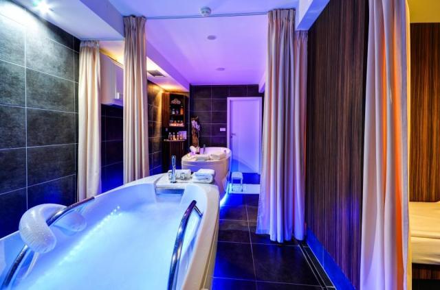 wellness_hotel_pohoda_luhacovice_masazni_vana.jpg