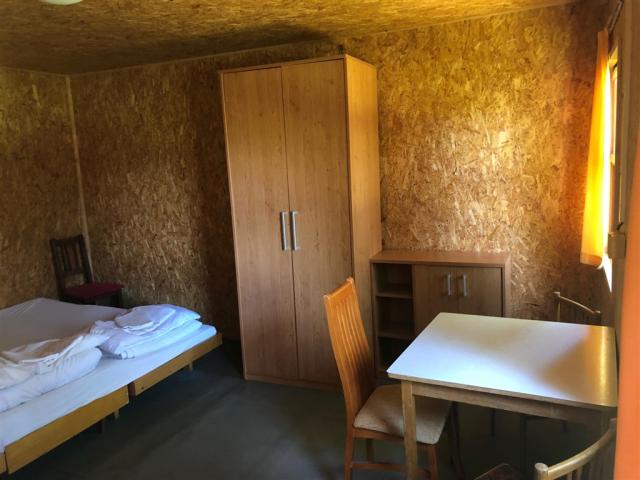hotel-racek-cerna-v-posumavi-ubytovani-v-chatce-5.jpg
