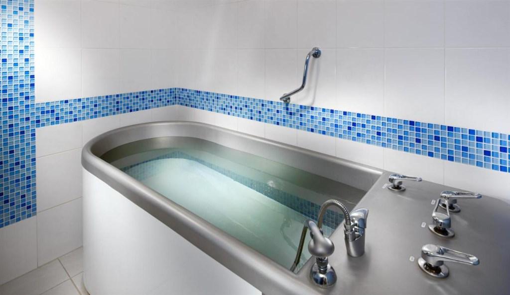 hotel-reza-ceska-republika-frantiskovy-lazne-wellness-a-spa (5)