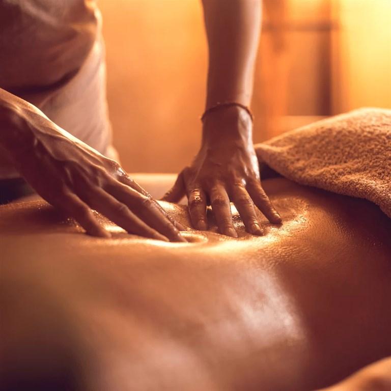 hotel-reza-ceska-republika-frantiskovy-lazne-wellness-a-spa.png