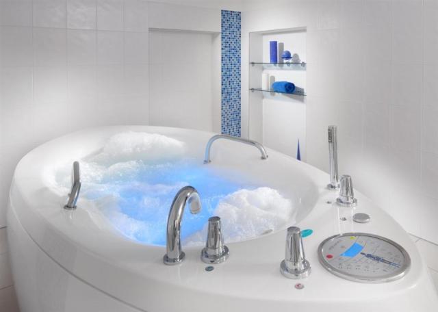 hotel-reza-ceska-republika-frantiskovy-lazne-wellness-a-spa (3)