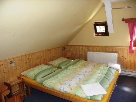 hotel-snezenka-mala-upa-pokoj-7.jpg