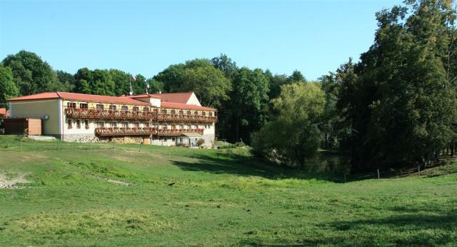 resort-stein-cheb-skalka-okoli.jpg