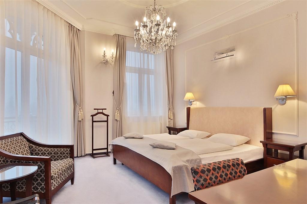 Spa-Hotel-Sun-Marianske-Lazne-Cesko-pokoj-suite (2).jpg