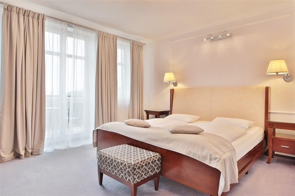 Spa-Hotel-Sun-Marianske-Lazne-Cesko-pokoj-deluxe.jpg