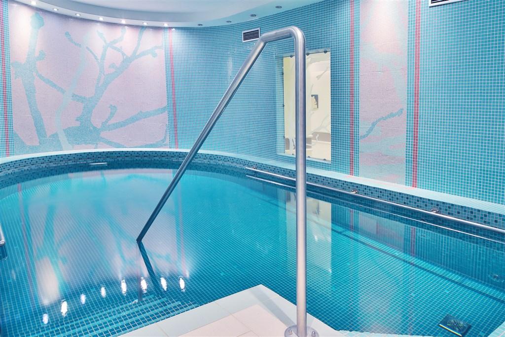 Spa-Hotel-Sun-Marianske-Lazne-Cesko-bazen.jpg