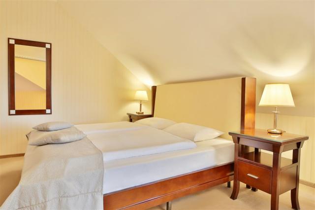 Spa-Hotel-Sun-Marianske-Lazne-Cesko-pokoj-standard-dvouluzkovy 