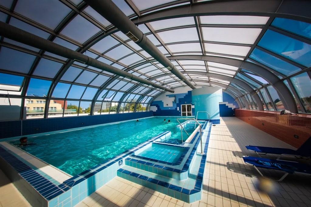hotel-hungarospa-thermal-hajduszoboszlo-Aquapalace-plavecky-baz