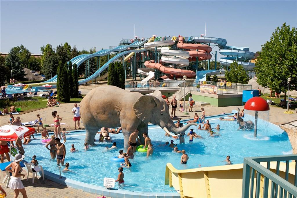 hotel-hungarospa-thermal-hajduszoboszlo-Aquapark.JPG