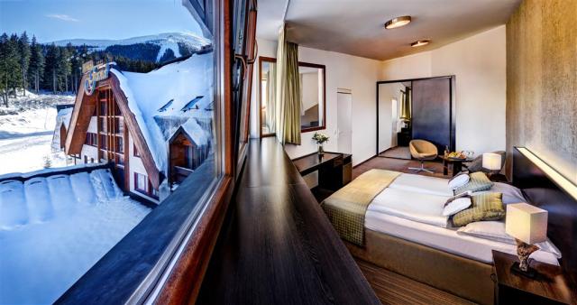 hotel-grand-slovensko-jasna-vyhled-z-pokoje.jpg