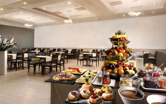 hotel-grand-slovensko-restaurace2.jpg