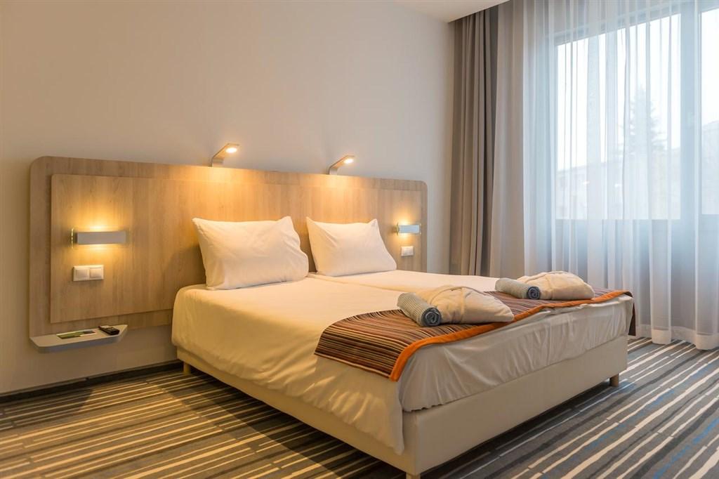 hotel-park-inn-sarvar-sv09-pokoj5.jpg