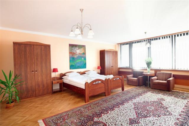 slovensko-dudince-hotel-diamant-ubytovani-dvojluzkovy-pokoj-2.j